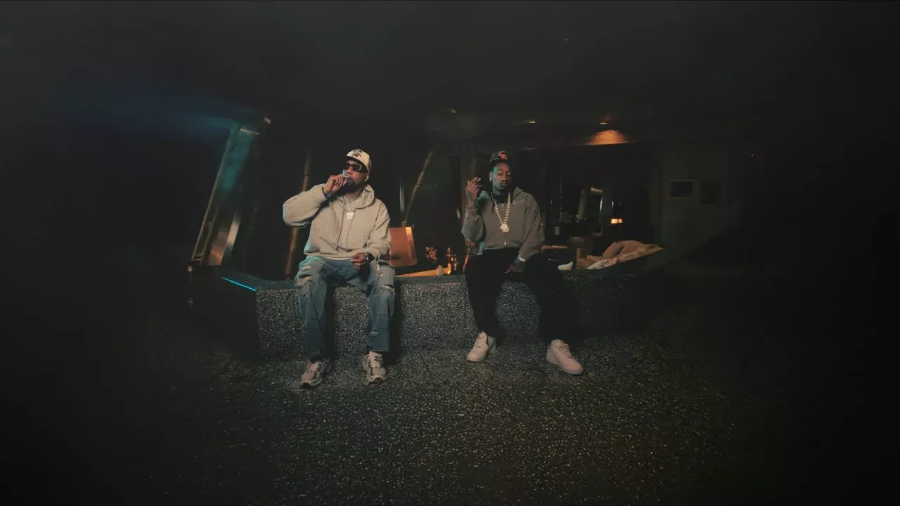 Wiz Khalifa ft. Chevy Woods – One Hundred / Business Meetings